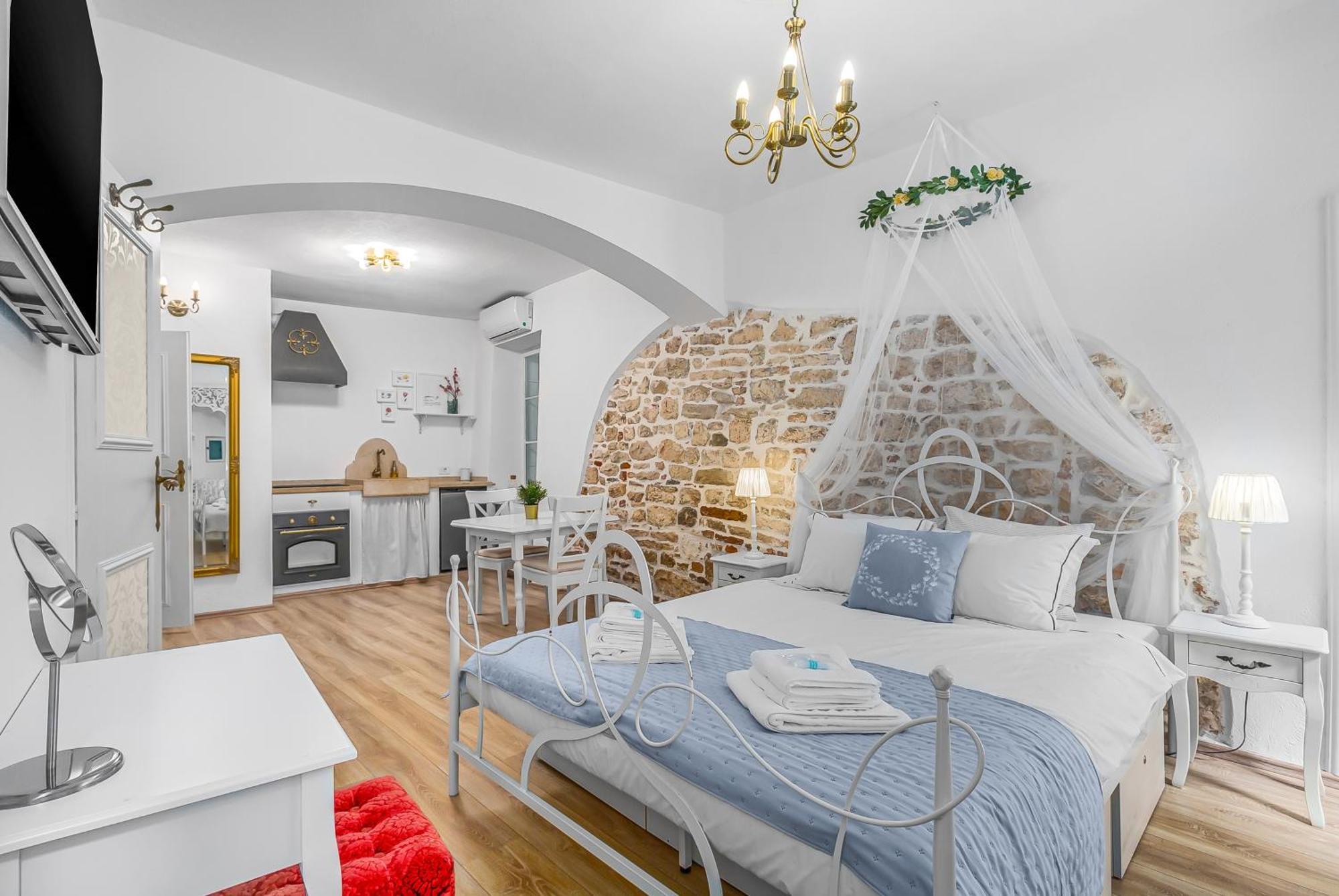 Primavera Deluxe Studio Apartment Rovinj Exteriör bild
