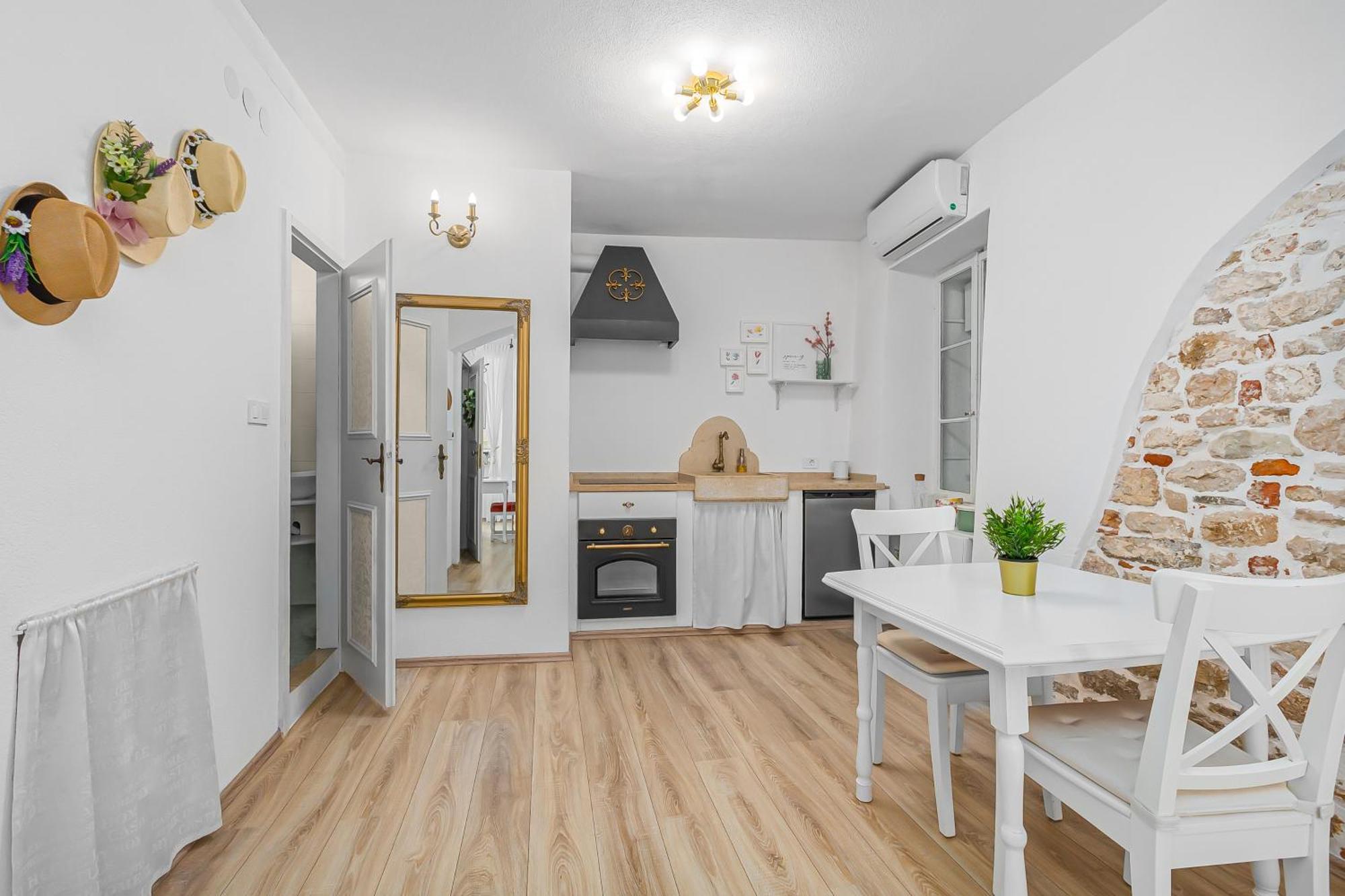 Primavera Deluxe Studio Apartment Rovinj Exteriör bild